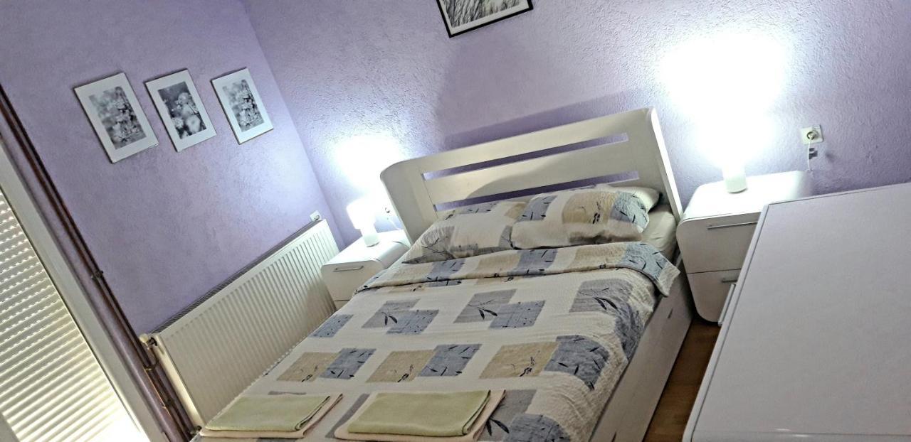 Apartments Holiday Вранє Екстер'єр фото
