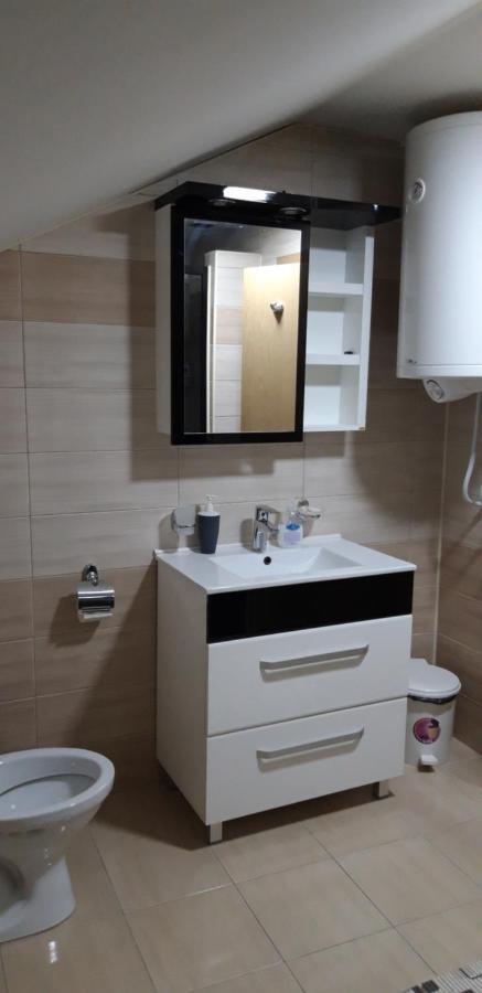 Apartments Holiday Вранє Екстер'єр фото